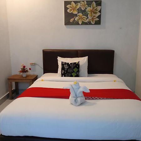 Ayu Homestay Kuta  Zewnętrze zdjęcie