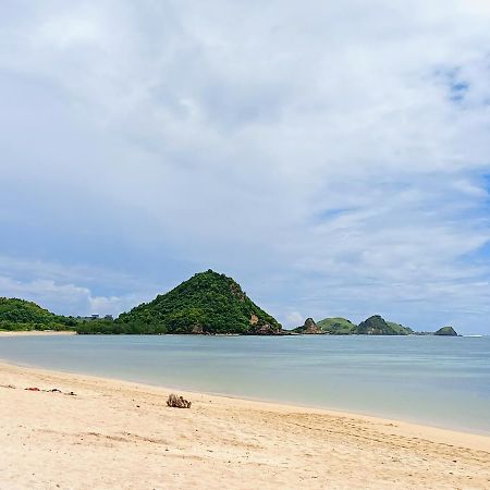Ayu Homestay Kuta  Zewnętrze zdjęcie