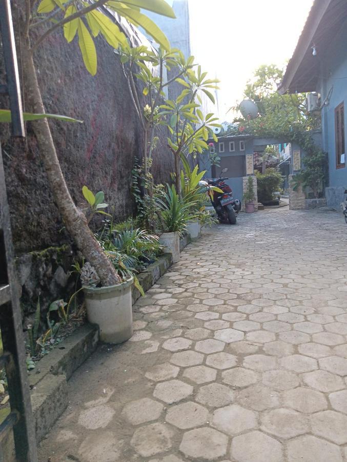 Ayu Homestay Kuta  Zewnętrze zdjęcie