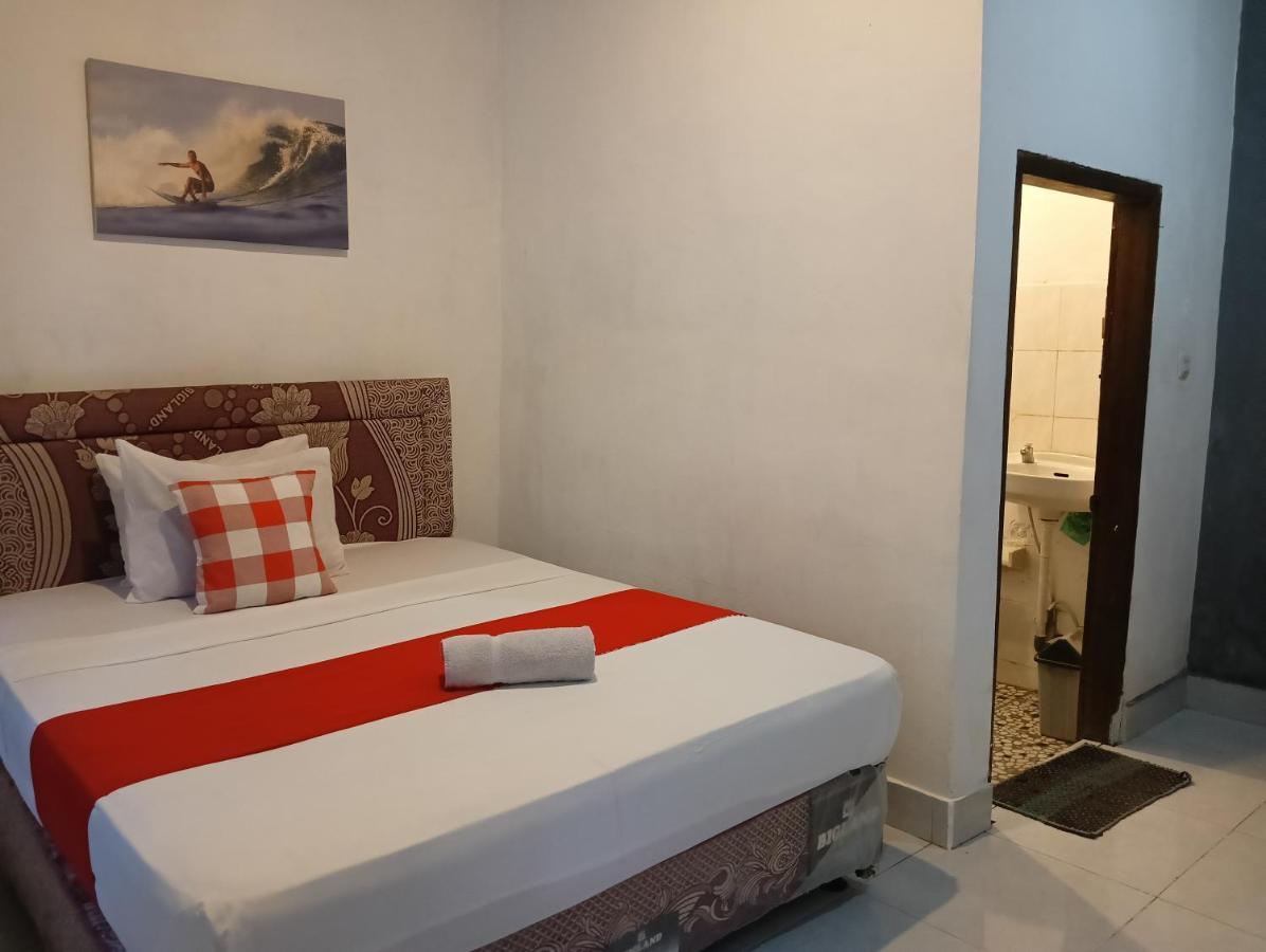 Ayu Homestay Kuta  Zewnętrze zdjęcie