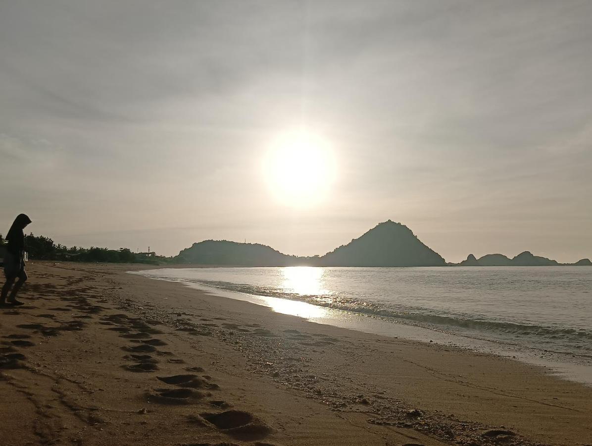 Ayu Homestay Kuta  Zewnętrze zdjęcie